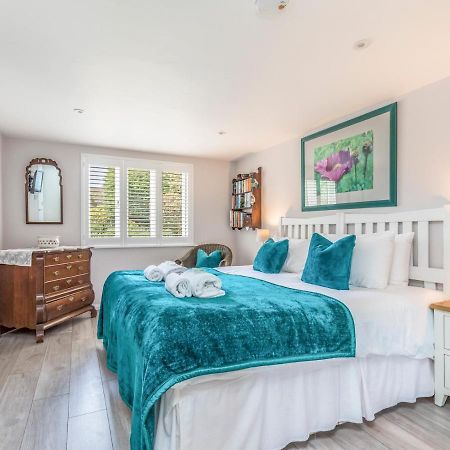 Pass The Keys Charming Apartment Attached To Thatched Cottage Chichester Exteriör bild